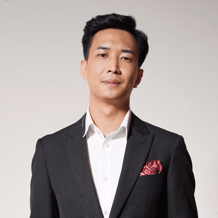 This is an image of Vietnamese HR and recruitment expert Kelvin Nguyen